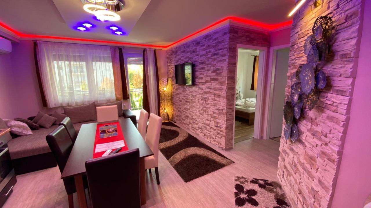 Timi Wellness Apartman Siofok Daire Dış mekan fotoğraf